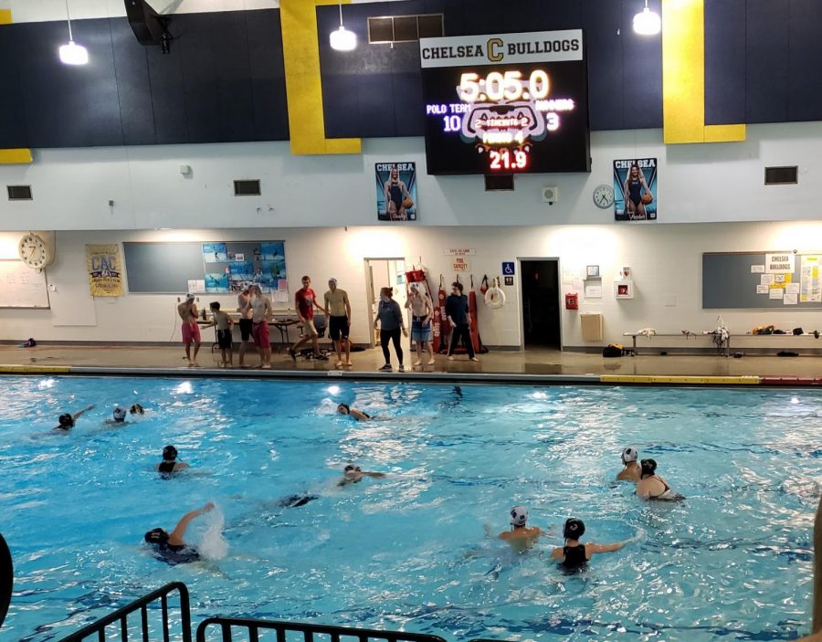 Girls Water Polo Easily Take on Guys Distance Team in an After-Season Game