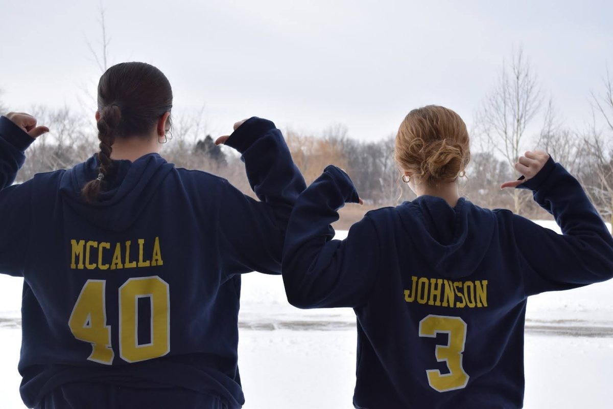 A Night of Recognition: Washtenaw United Girls Hockey Celebrates Teachers and Sportsmanship